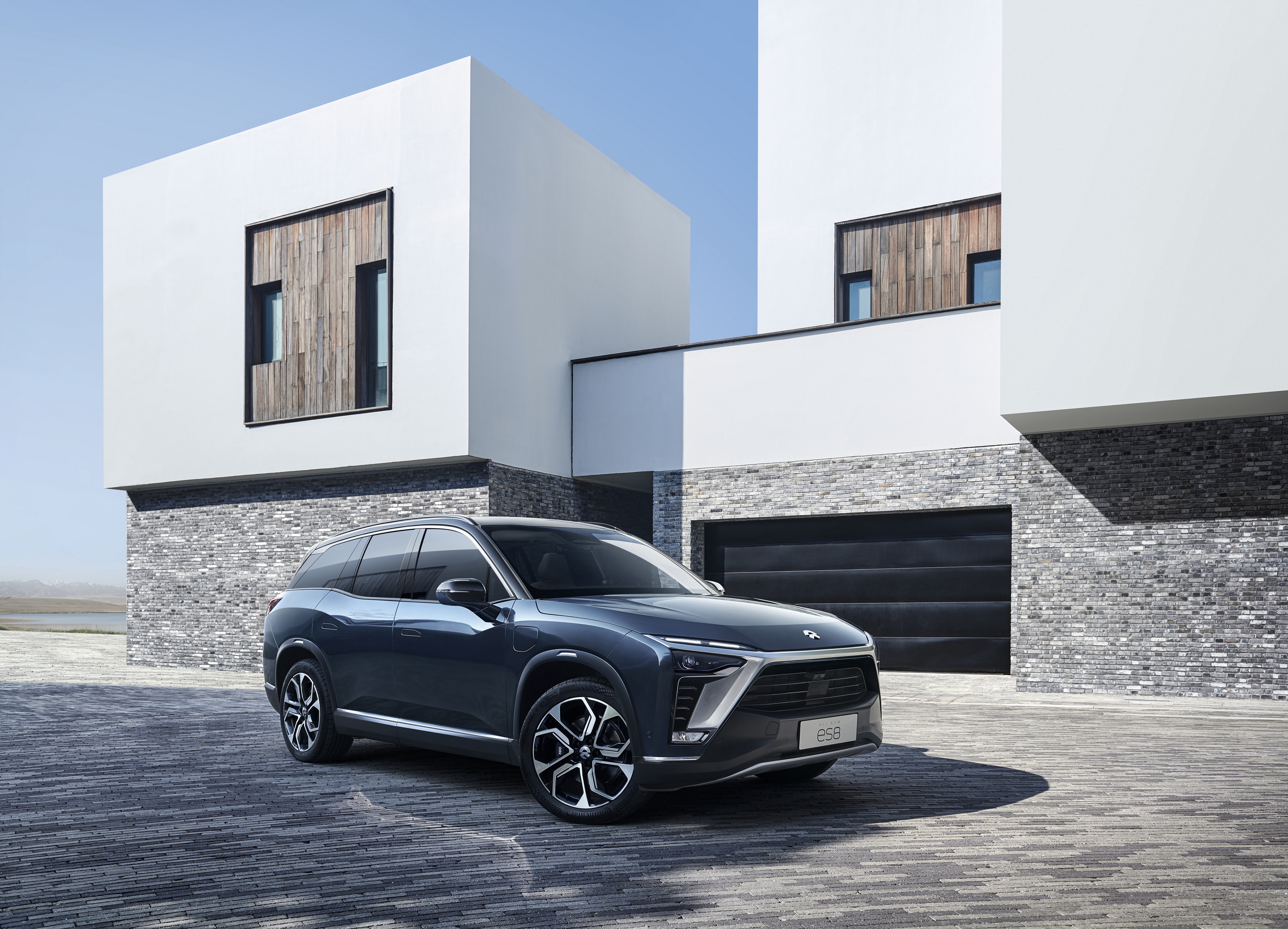 Logo: NIO Performance Engineering